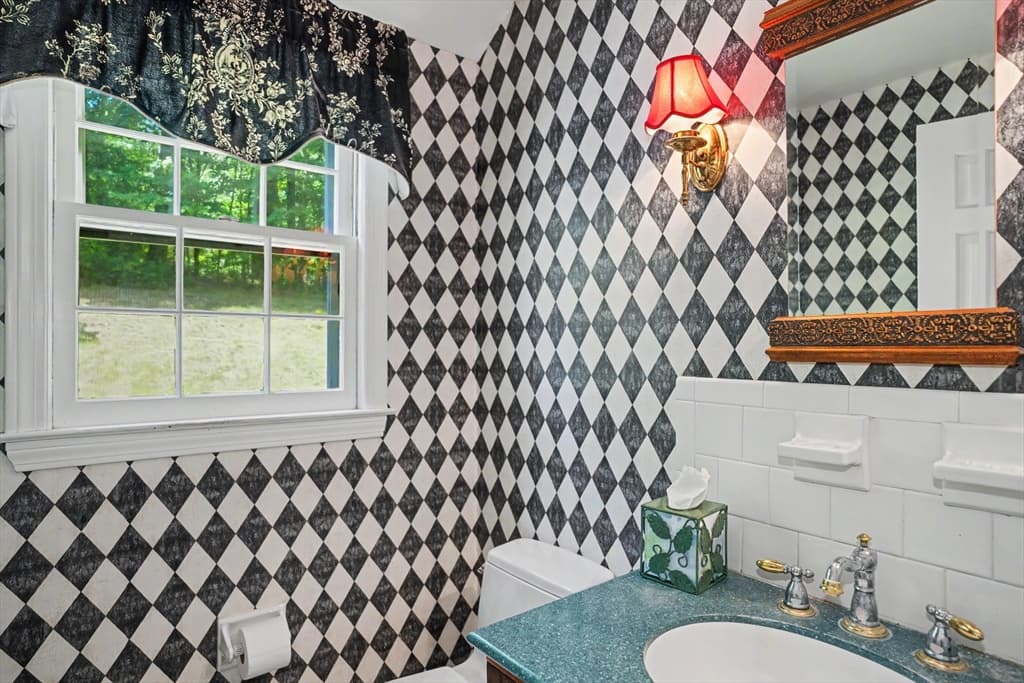 21 Village Green, Norfolk MA 02056 photo 17