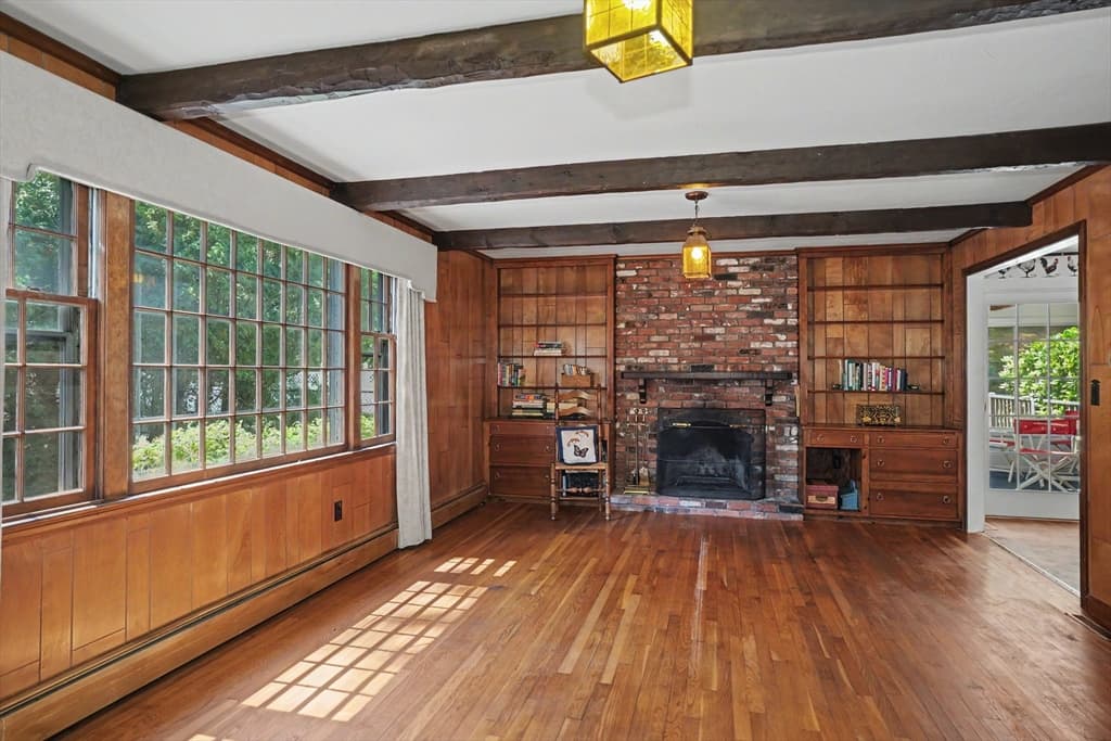 21 Village Green, Norfolk MA 02056 photo 5