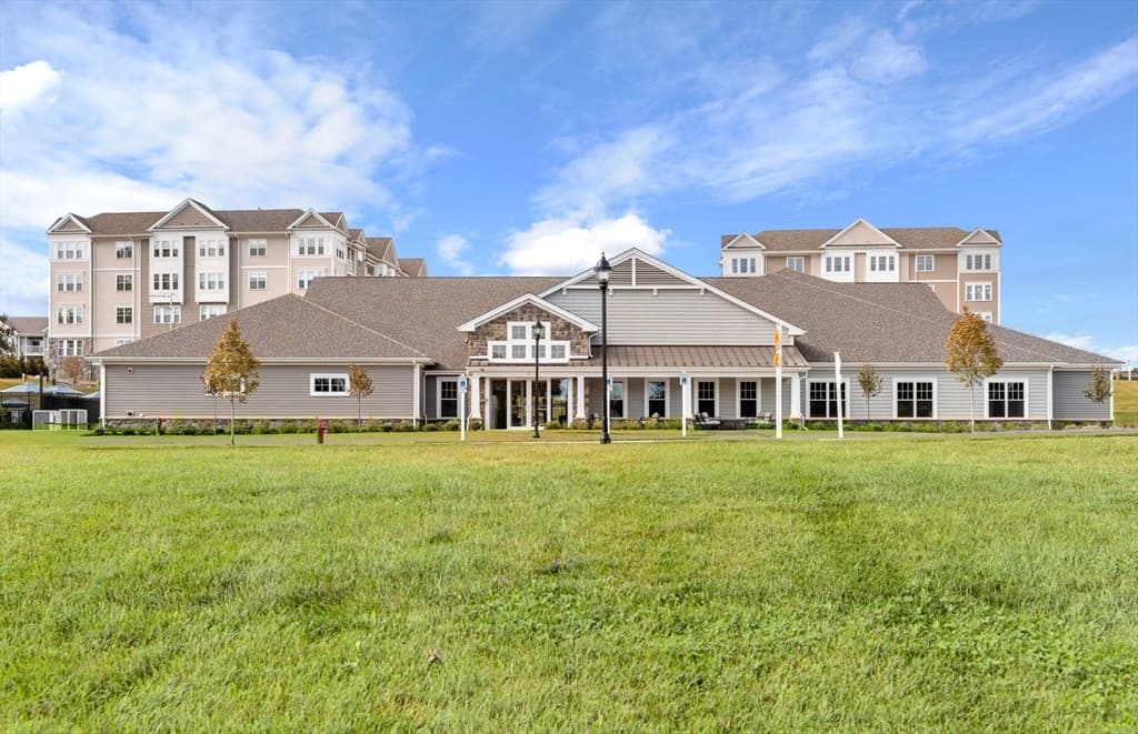 8 Peters Farm Way # 108, Westborough MA 01581 photo 13