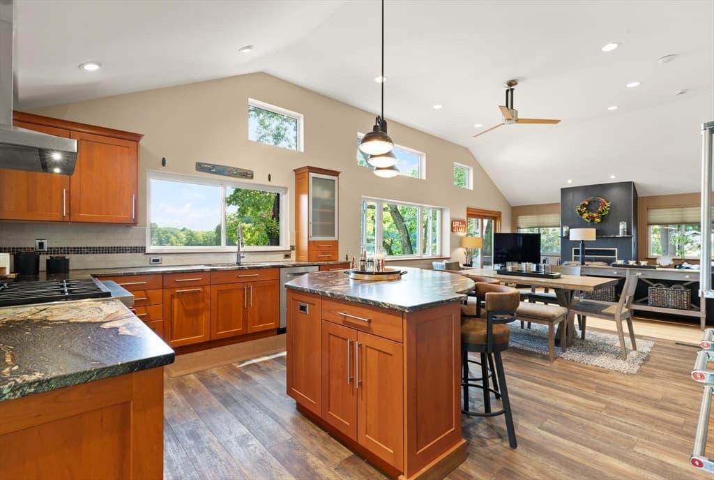 4 Minot Ave, Chelmsford MA 01824 photo 7