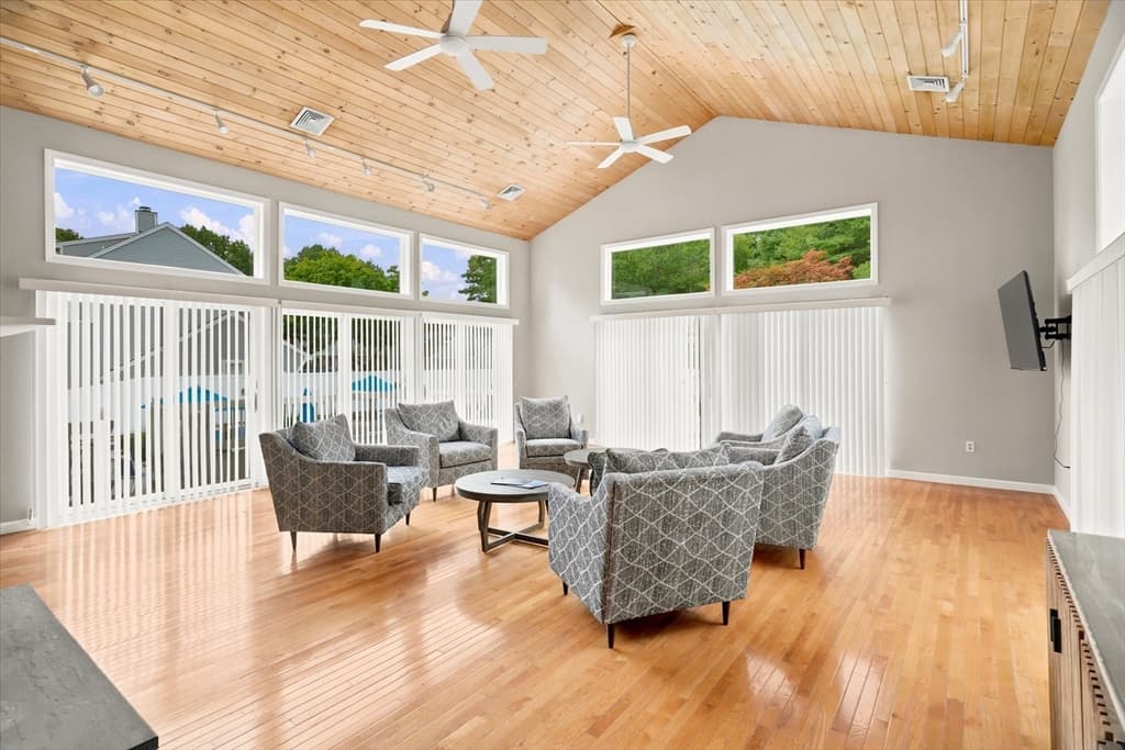 4902 Heatherwood Ln # 4902, Peabody MA 01960 photo 34