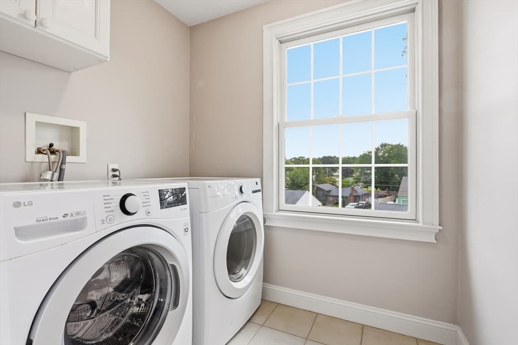 35 Oheir Way, Lowell MA 01852 photo 22