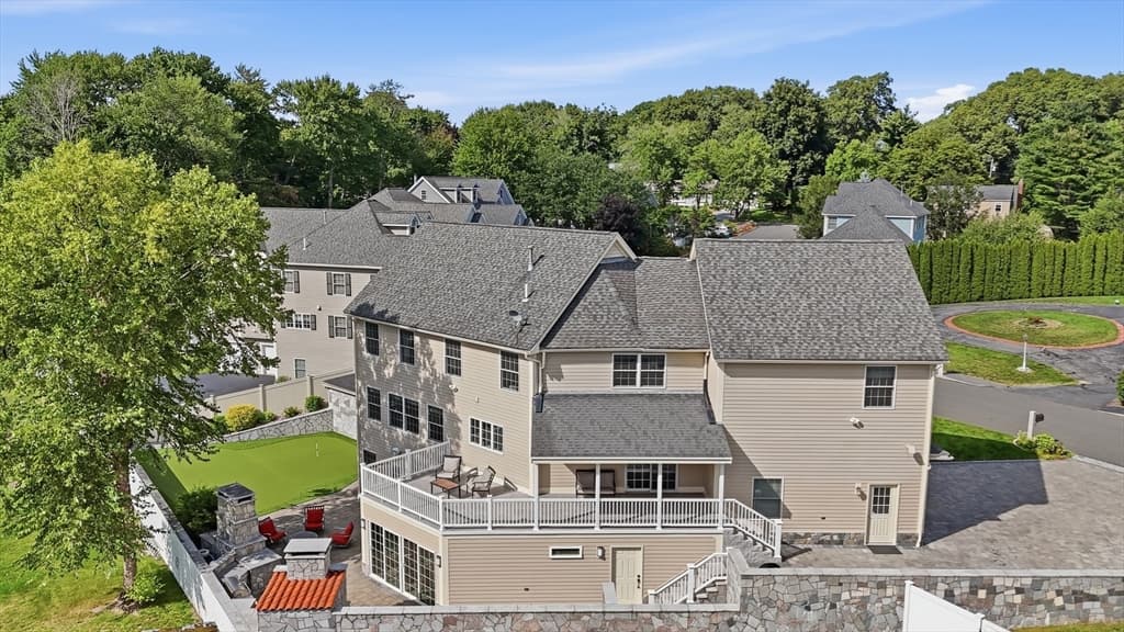 35 Oheir Way, Lowell MA 01852 photo 3