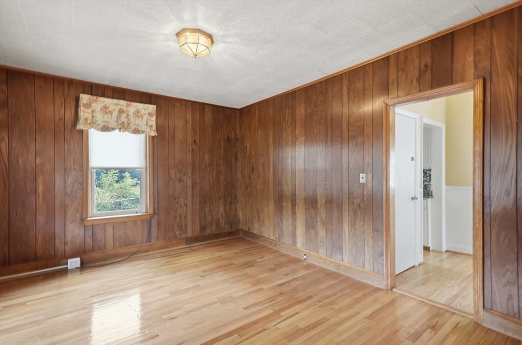 174 Willard Street, Lowell MA 01850 photo 7