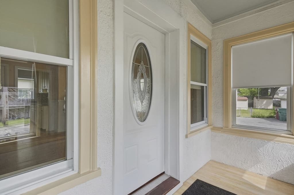 174 Willard Street, Lowell MA 01850 photo 3
