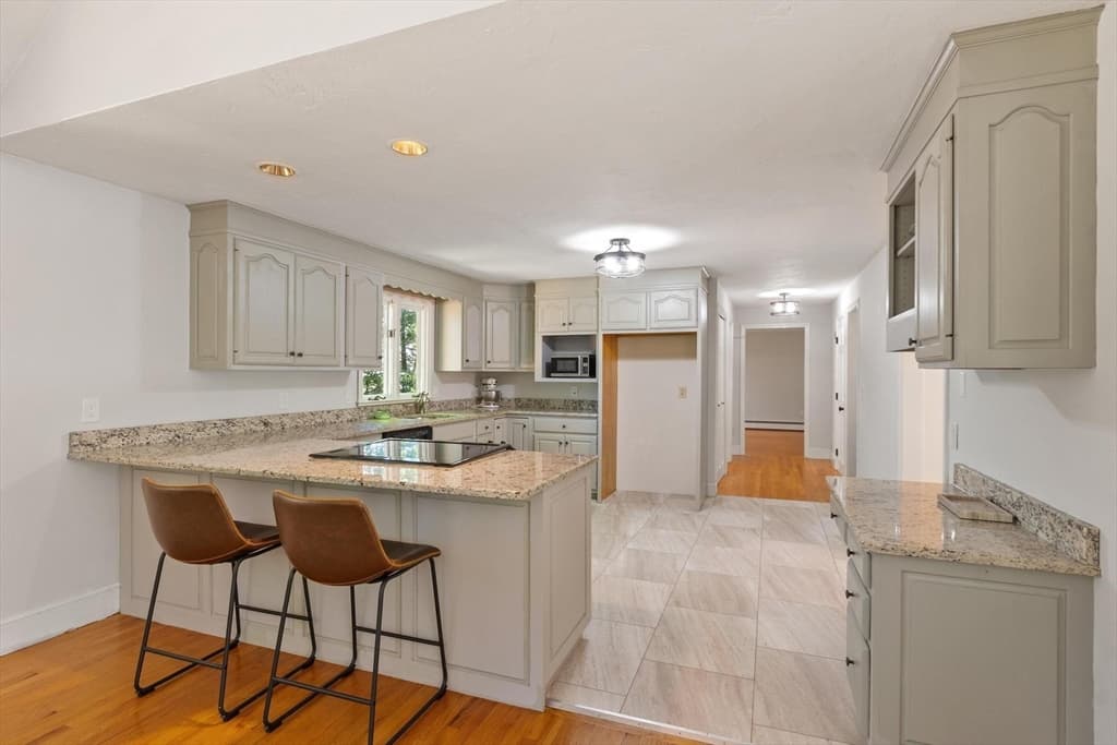 75 Elmwood Rd, Lunenburg MA 01462 photo 12