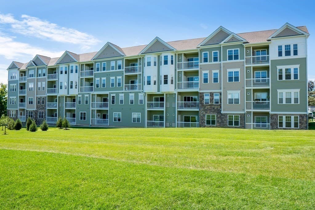 8 Peters Farm Way # 106, Westborough MA 01581 photo 12