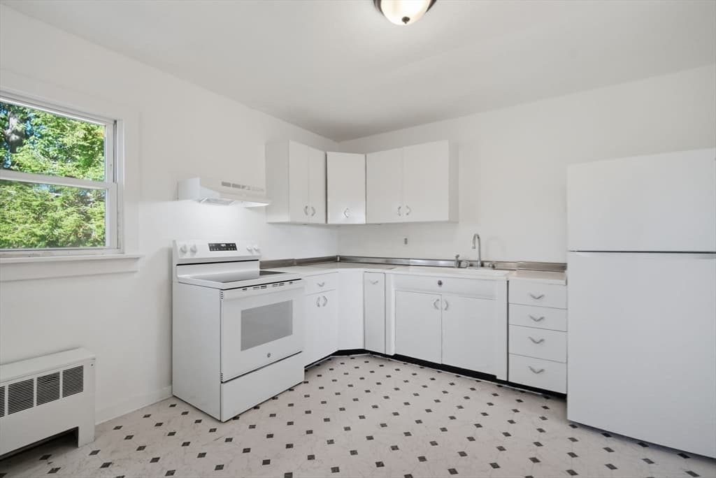 235 Bay Rd, Hadley MA 01035 photo 15