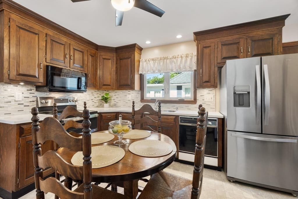 12 Williams Street, Danvers MA 01923 photo 6