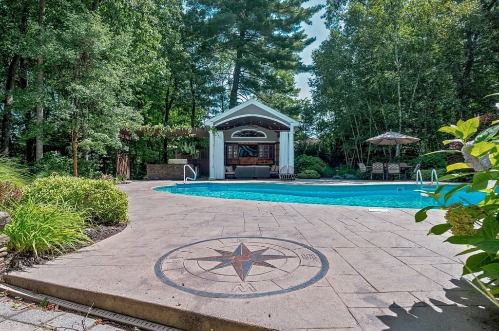 79 Silver Birch Road, Longmeadow MA 01106 photo 5