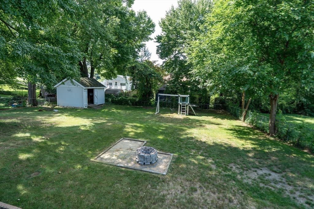 87 Berkshire Dr, Westfield MA 01085 photo 35