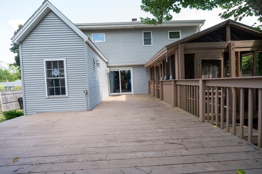 87 Berkshire Dr, Westfield MA 01085 photo 8