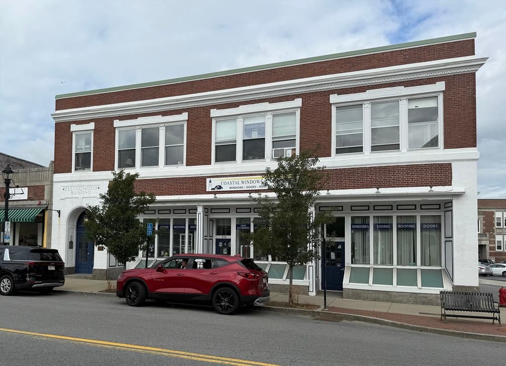 238 Cabot St, Beverly MA 01915