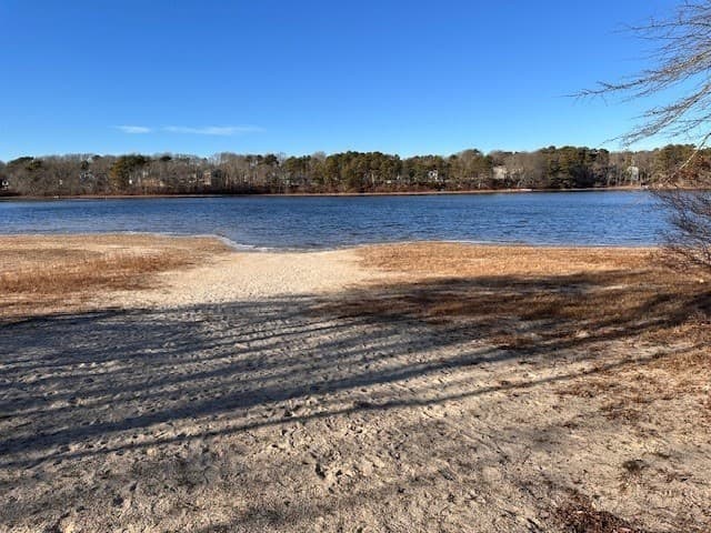 11 Makepeace Lane, Yarmouth MA 02673