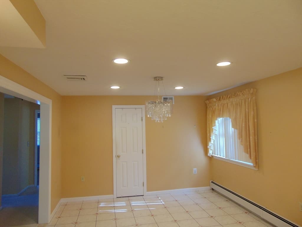 225 Reingold Ave, Fitchburg MA 01420 photo 8
