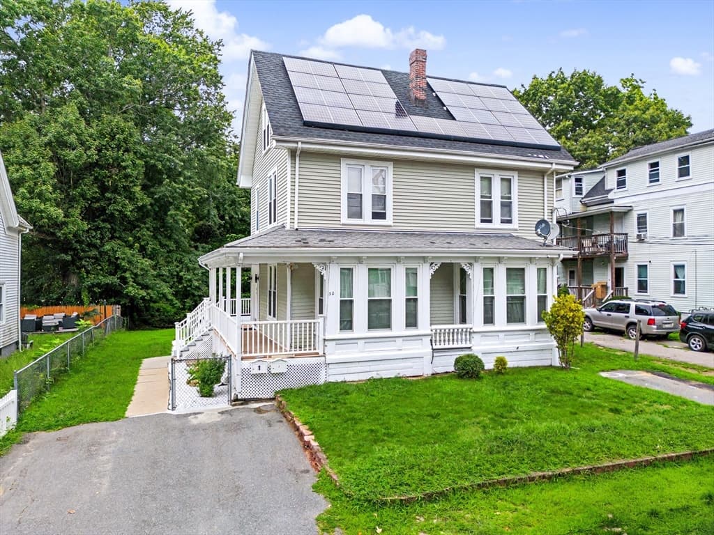 30 Riverview St, Brockton MA 02302
