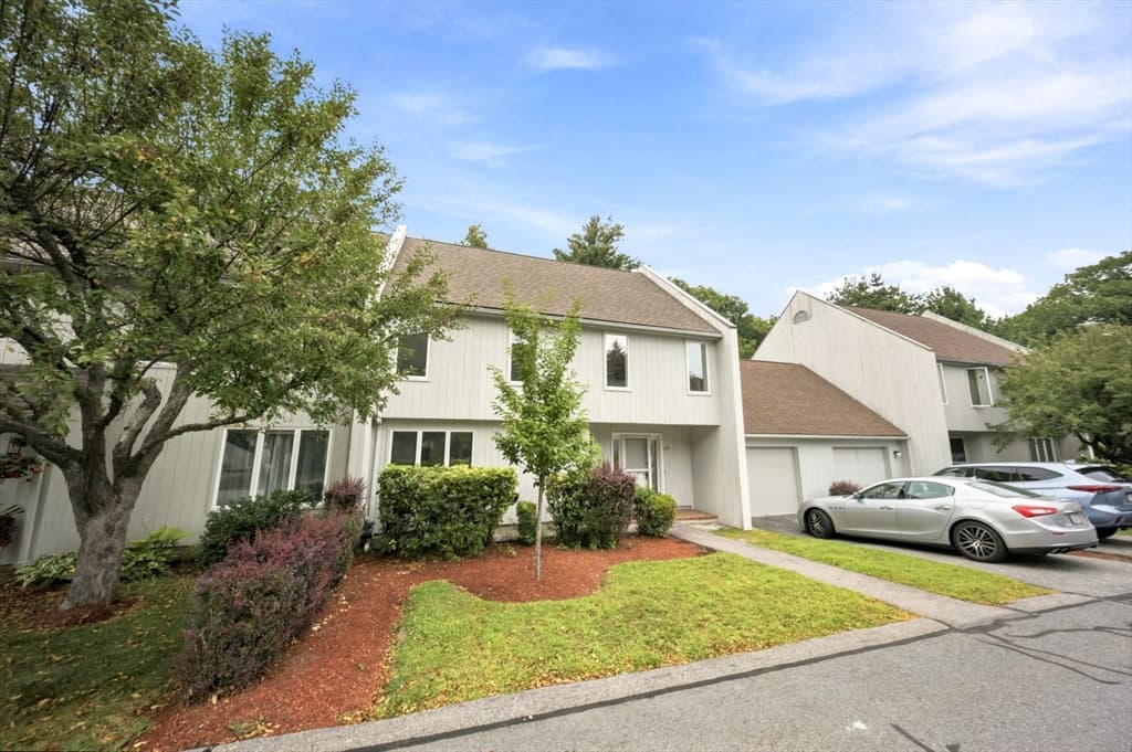 34 Woodland Park Dr # 34, Haverhill MA 01830 photo 2