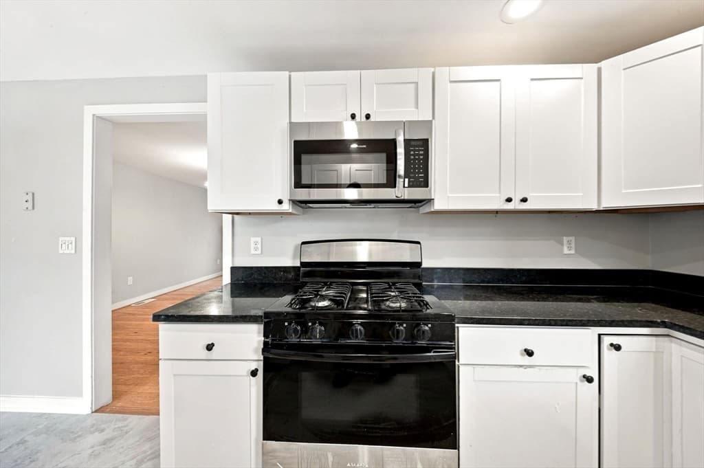34 Woodland Park Dr # 34, Haverhill MA 01830 photo 12