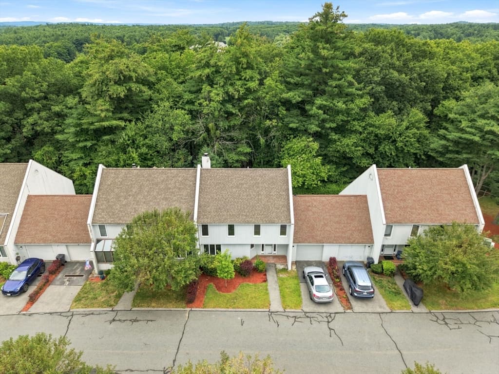 34 Woodland Park Dr # 34, Haverhill MA 01830 photo 3