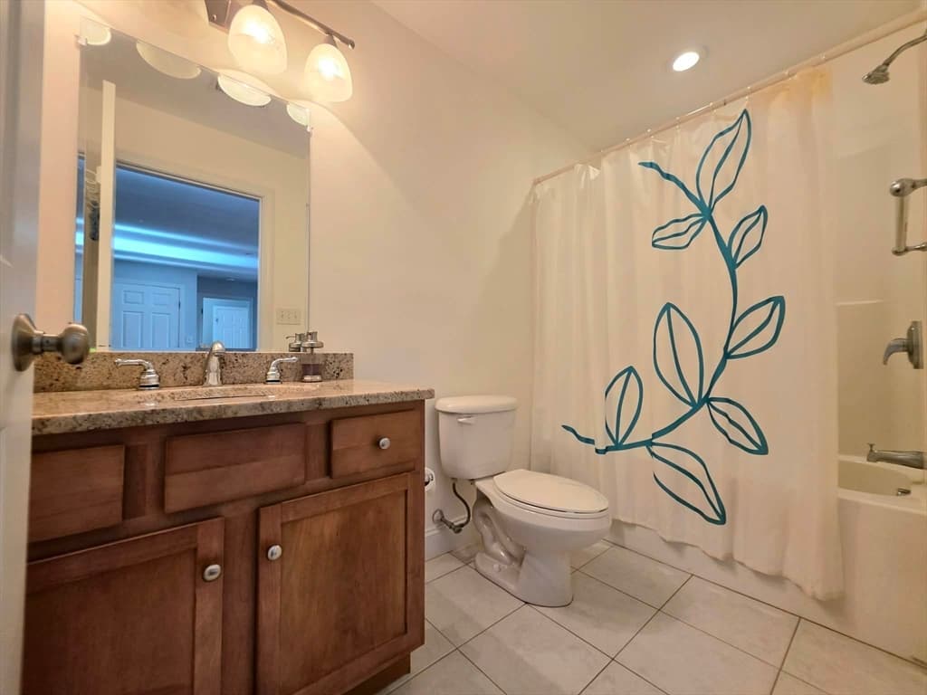 120 Wyllis Ave # 222, Everett MA 02149 photo 20
