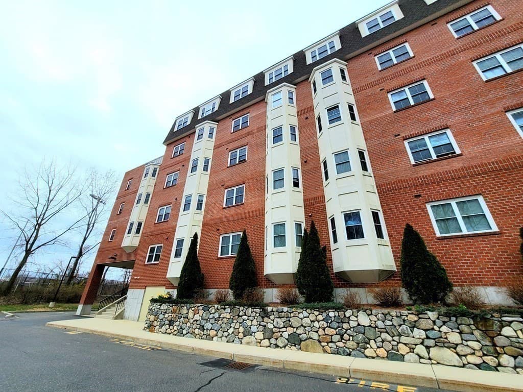 120 Wyllis Ave # 222, Everett MA 02149 photo 34