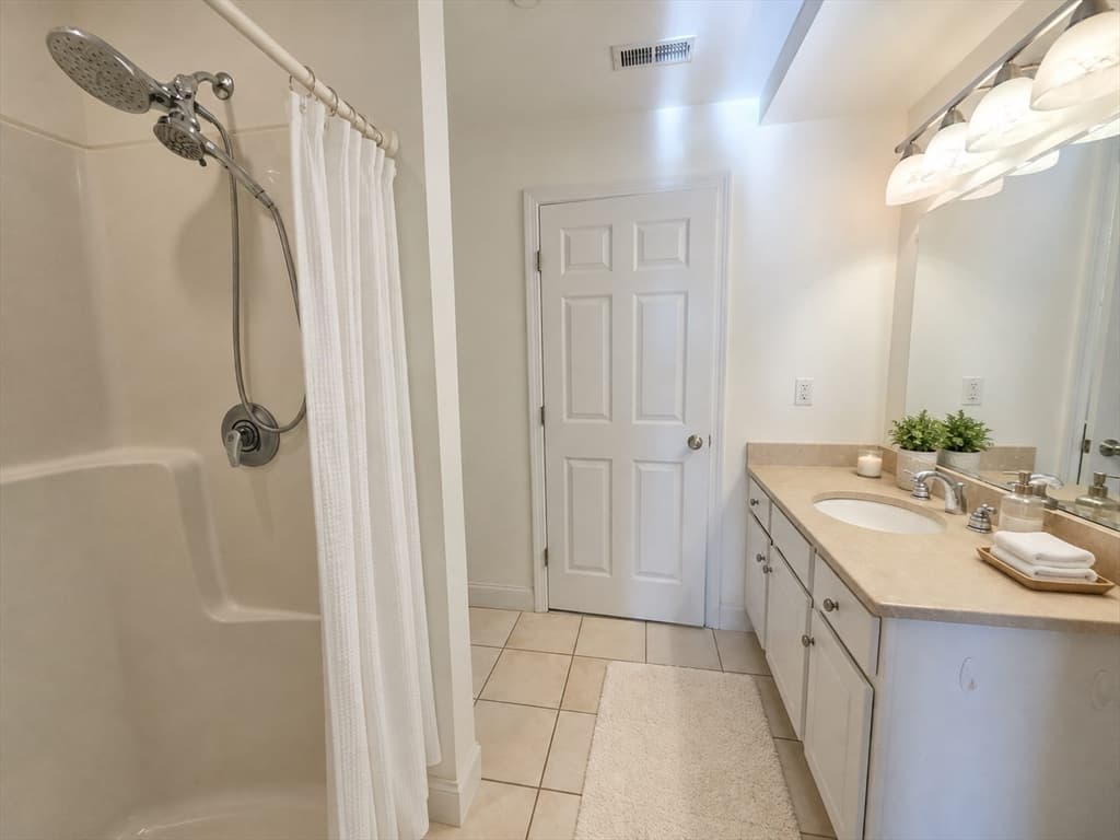 120 Wyllis Ave # 222, Everett MA 02149 photo 29