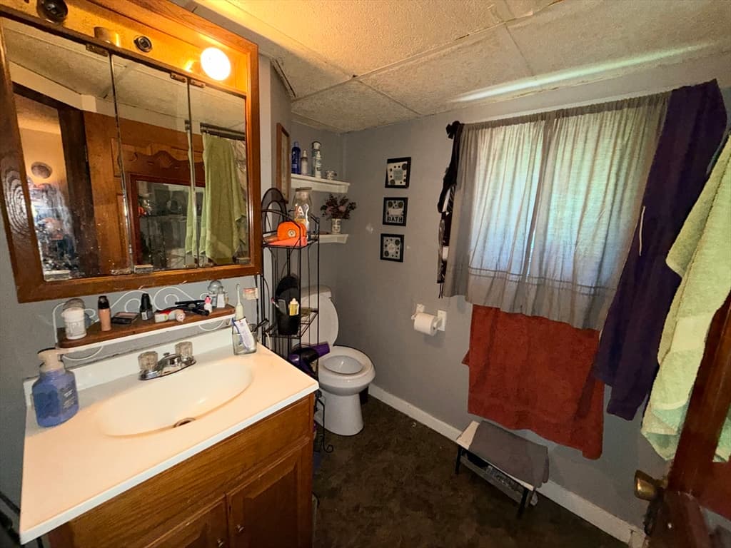 181 Pond St, Leominster MA 01453 photo 15