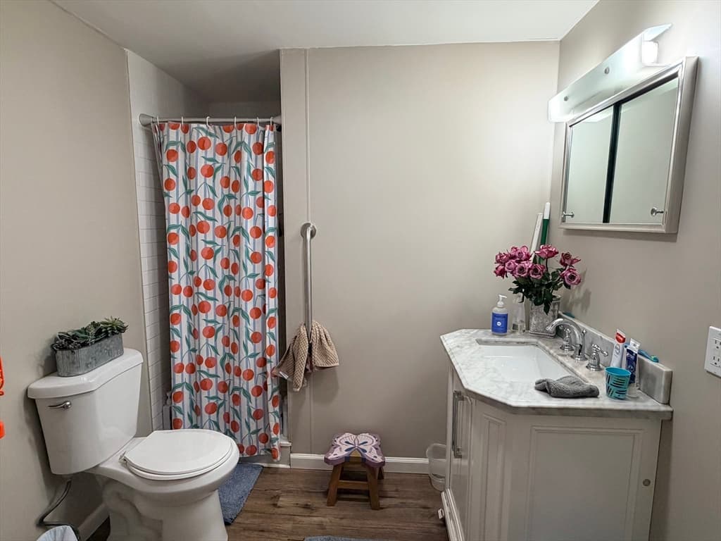 6 N Main St, Leominster MA 01453 photo 14