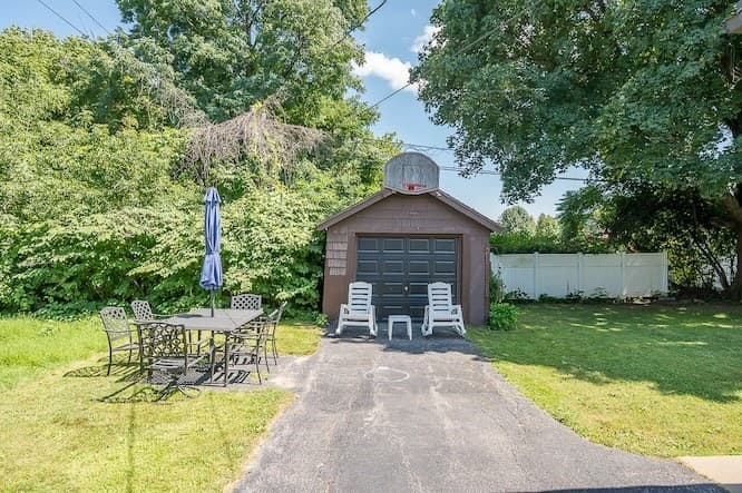 4 Grammont Rd, Worcester MA 01607 photo 24