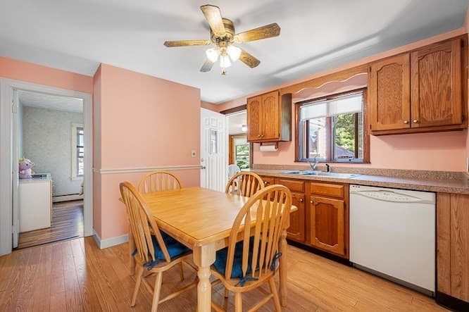 4 Grammont Rd, Worcester MA 01607 photo 10