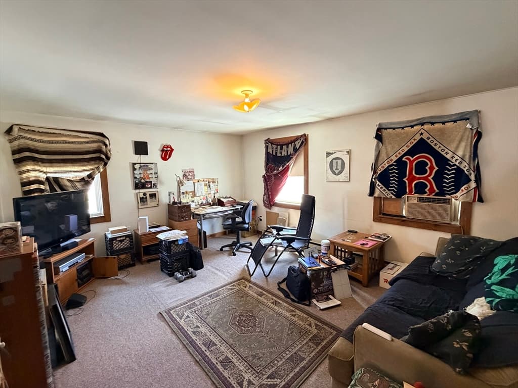264 Mechanic St, Leominster MA 01453 photo 5