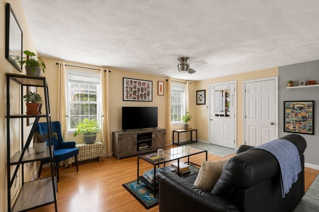 22 Clyde St, Somerville MA 02144 photo 23