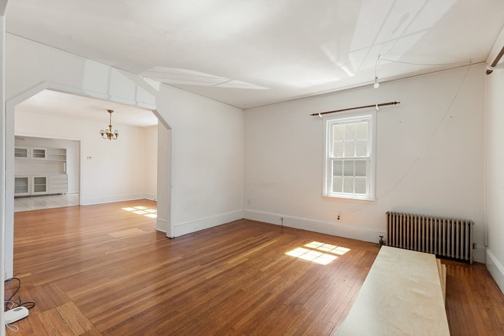 22 Clyde St, Somerville MA 02144 photo 5