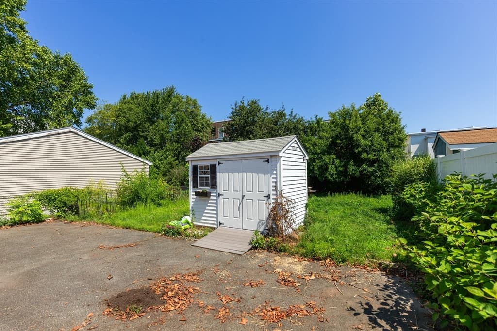 22 Clyde St, Somerville MA 02144 photo 33