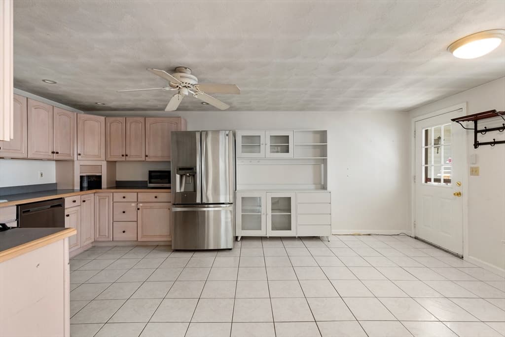 22 Clyde St, Somerville MA 02144 photo 19