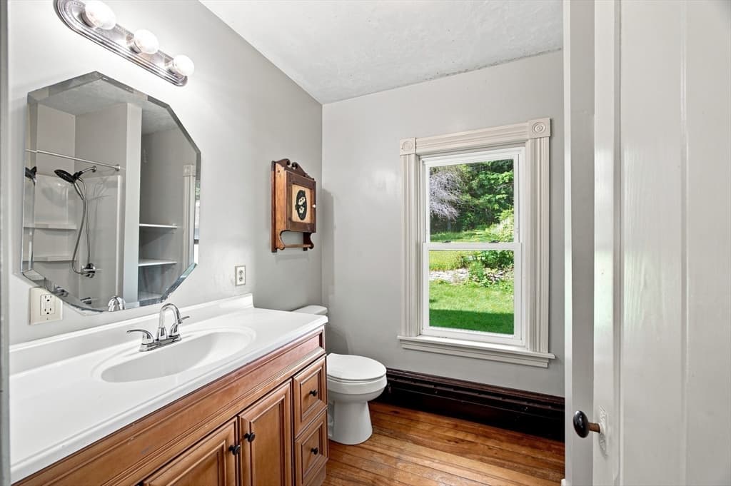 116 Richardson St, Warren MA 01083 photo 7