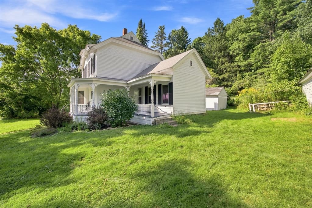 116 Richardson St, Warren MA 01083 photo 3