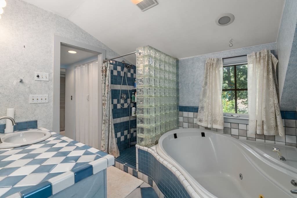 118 - 120 Summer Street, Weston MA 02493 photo 24