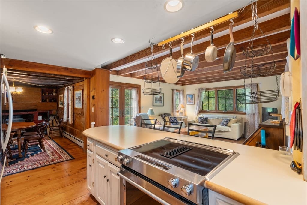 118 - 120 Summer Street, Weston MA 02493 photo 8