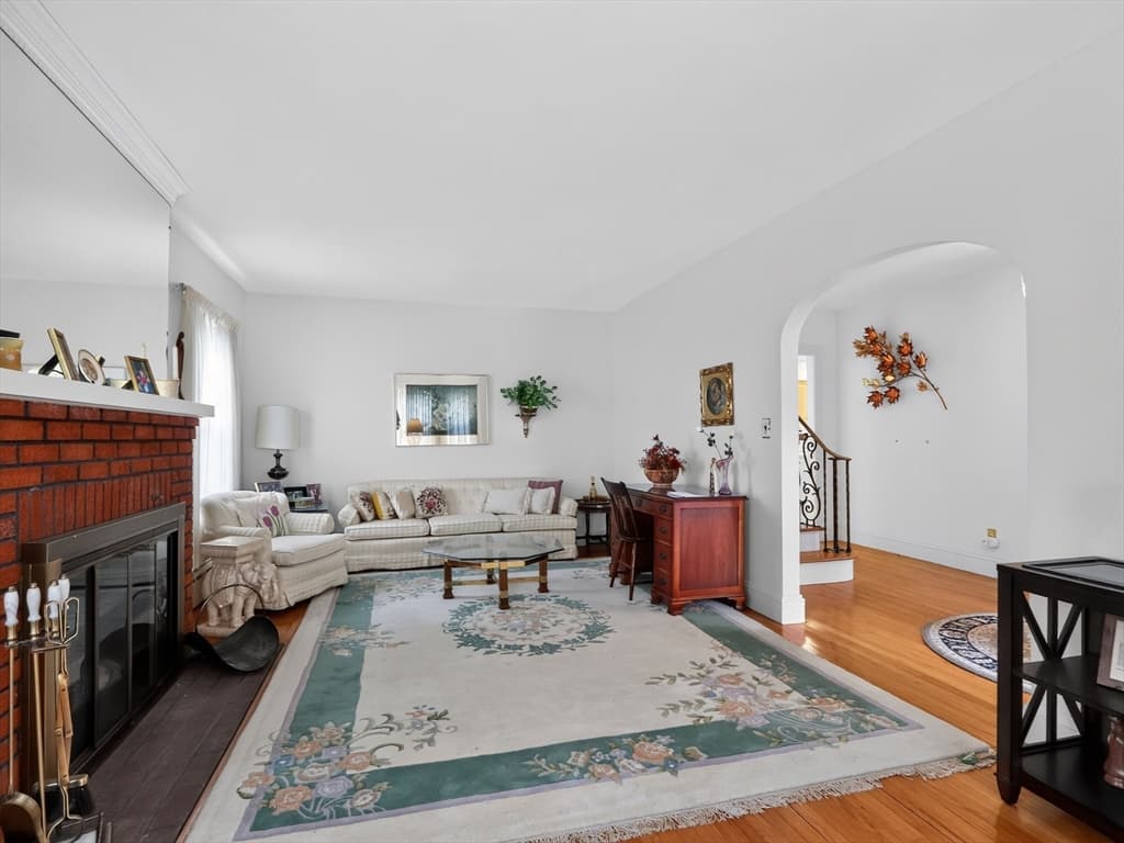 24 Lindbergh Ave, Holyoke MA 01040 photo 26