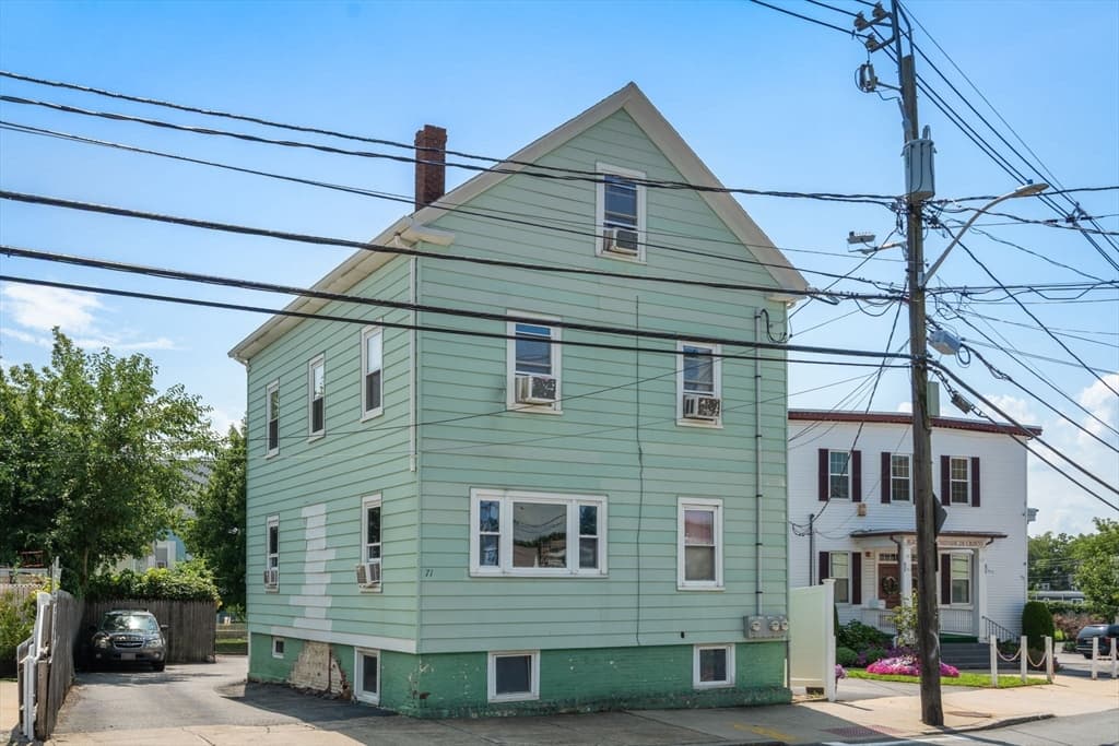 71 Tremont Street, Peabody MA 01960