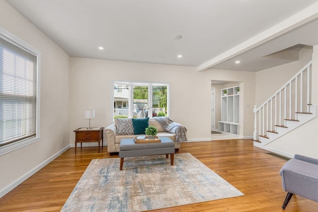 19 Butler Ave, Wakefield MA 01880 photo 4