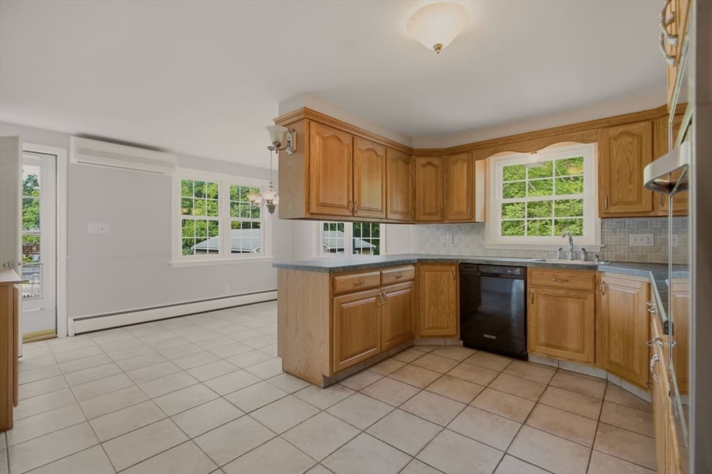 145 Stoney Hill Rd, Swansea MA 02777 photo 9