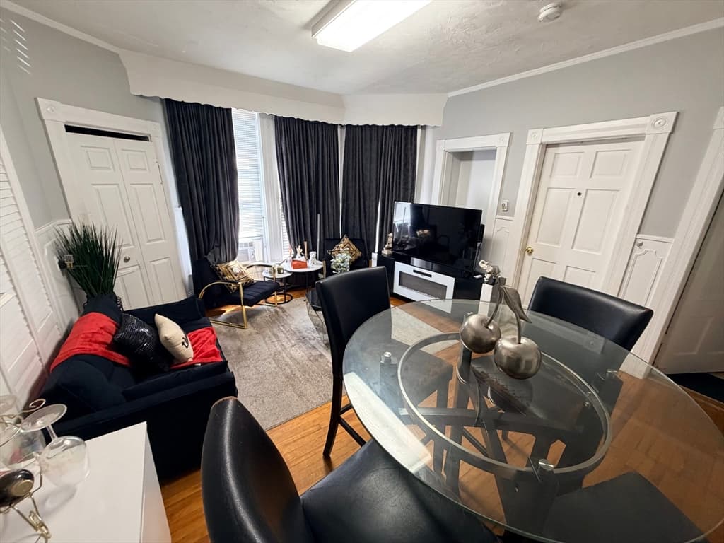 719 Main St, Clinton MA 01510 photo 6