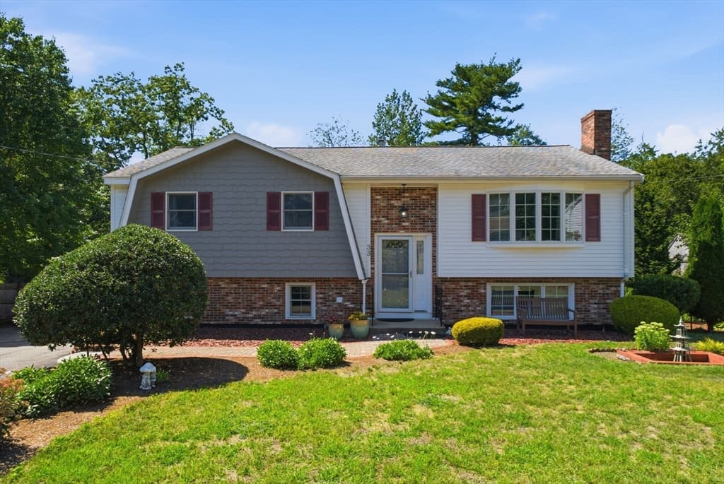 33-R Melrose Ave, Wilmington MA 01887