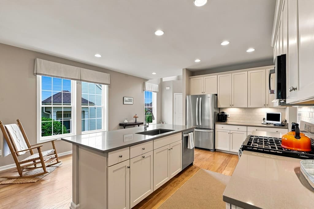 65 Brooksmont Dr # 15, Holliston MA 01746 photo 7