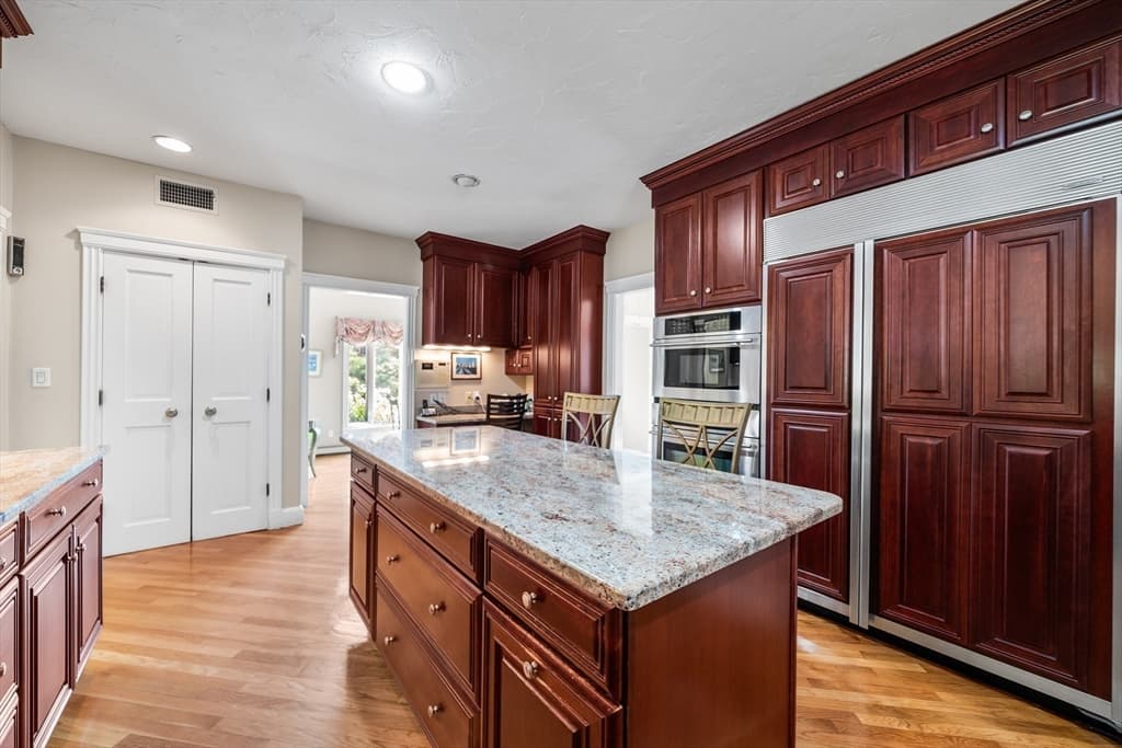 17 Old Landing Rd, Pembroke MA 02359 photo 13