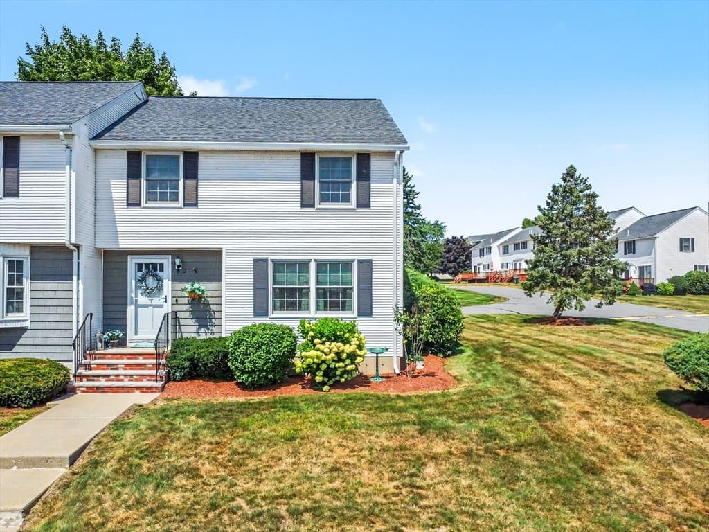 12 Christopher Drive # 36, Methuen MA 01844