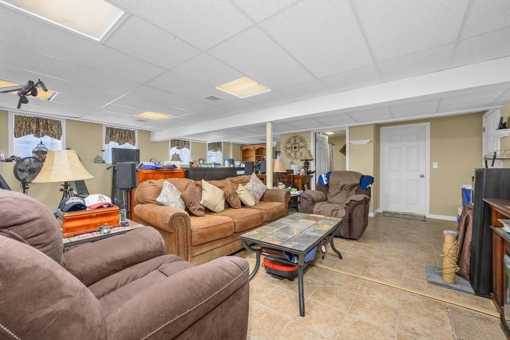 138 Sprague St, Fall River MA 02724 photo 22