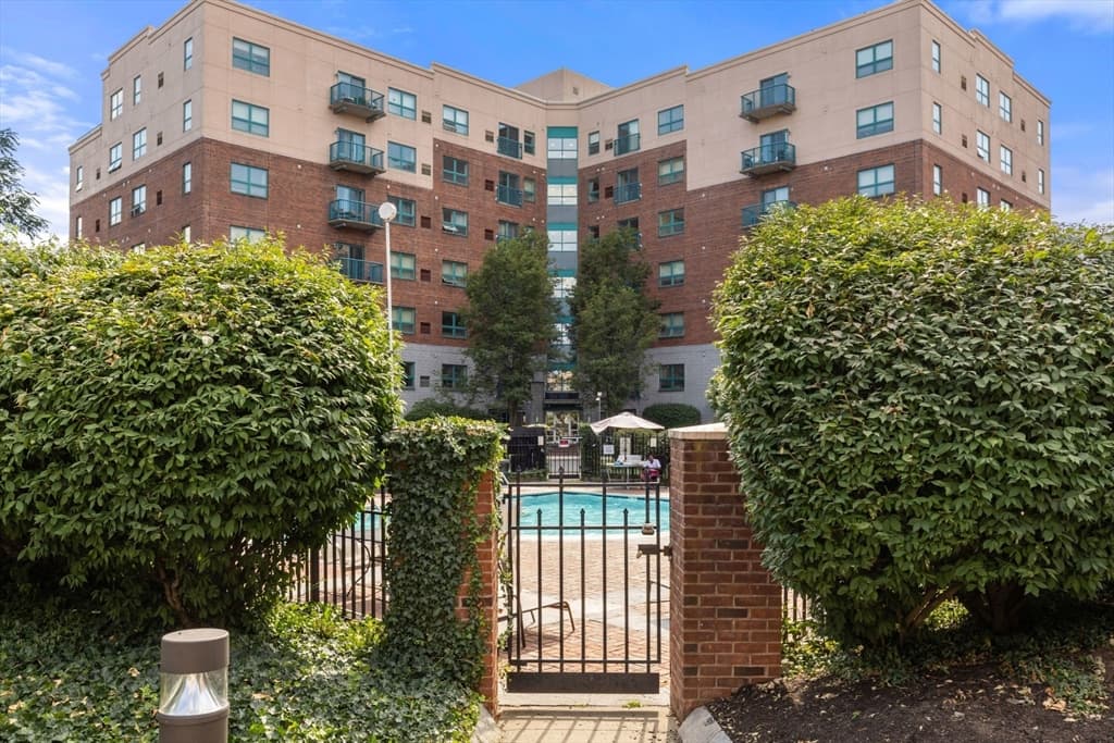 175 Cottage # 214, Chelsea MA 02150